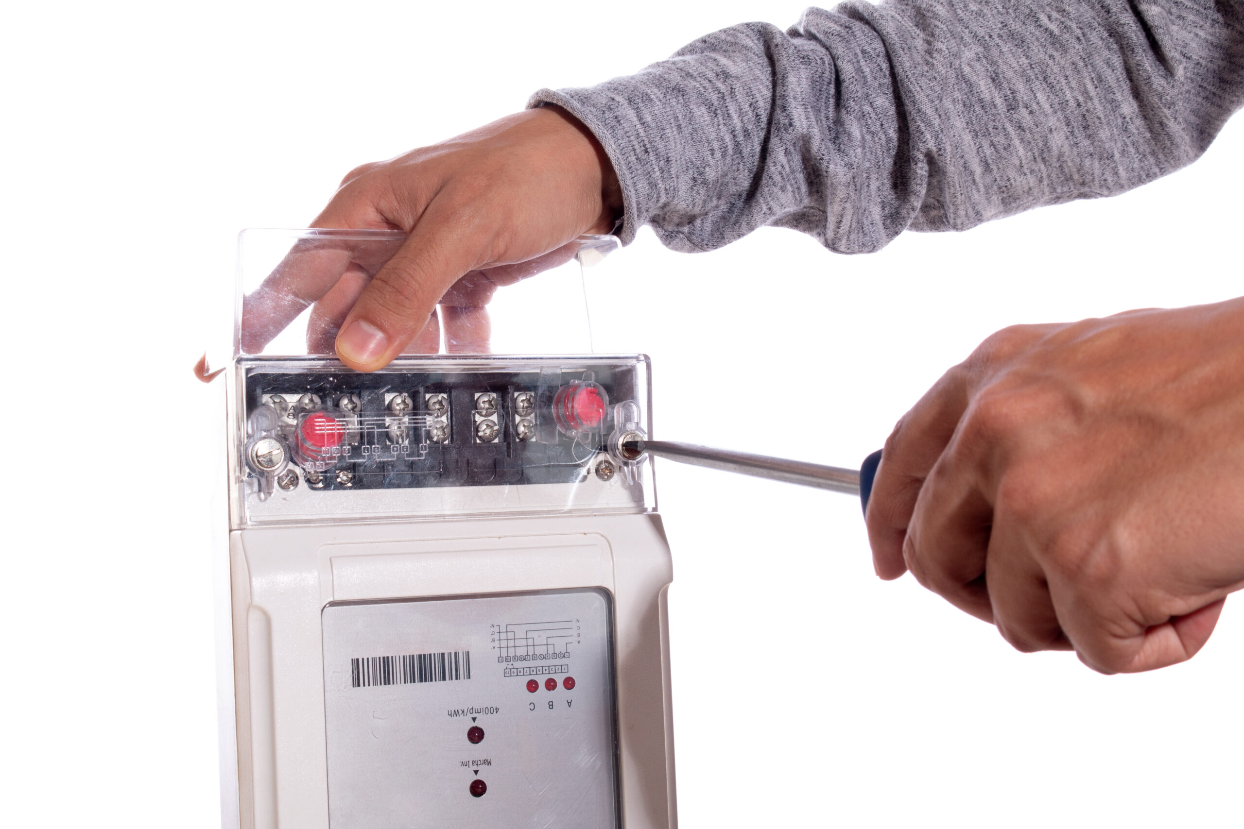 Energy meter showing reduced consumption with energy efficient air conditioning in a UK home